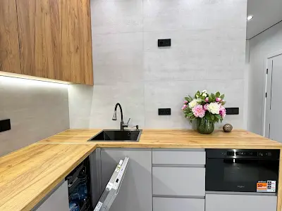 квартира за адресою Молодіжна вул., 10