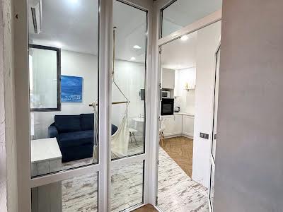 квартира за адресою Митрополита Василя Липківського вул. (Урицького), 38