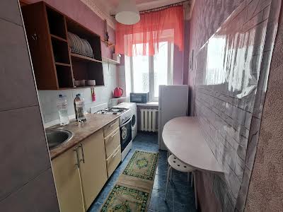 квартира за адресою Патріарха Мстислава Скрипника вул., 44-А