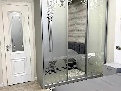 квартира по адресу Драгоманова ул., 38-А
