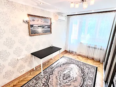 квартира за адресою Верховинна вул., 85