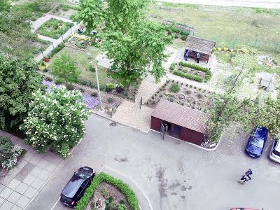 квартира за адресою Ревуцького вул., 27