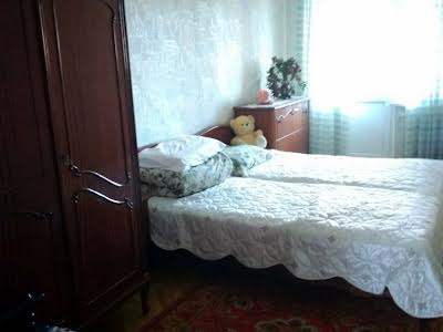 квартира за адресою Прирічна вул., 27