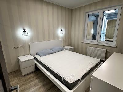 квартира за адресою Петропавлівська вул., 40