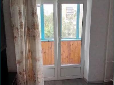 квартира за адресою Верховинна вул., 80