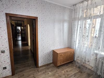 квартира по адресу Олены Пчилки ул., 2
