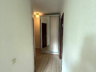 квартира за адресою Машинобудівна вул., 36