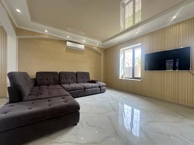 будинок за адресою Центральна вул., 65