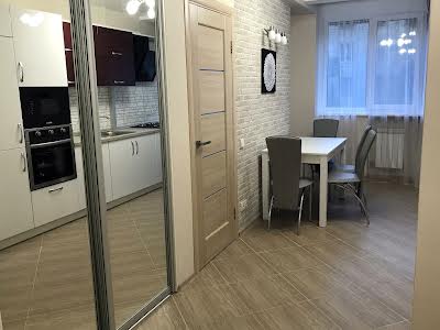 квартира за адресою Богдана Хмельницького вул., 39