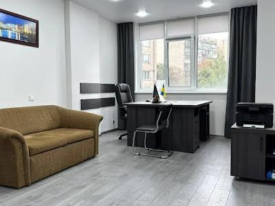 квартира по адресу Любомира Гузара просп. (Космонавта Комарова), 11