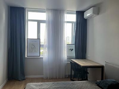 квартира за адресою Миколи Гулака вул., 4