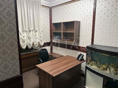 коммерческая по адресу Киев, Костёльная ул., 6