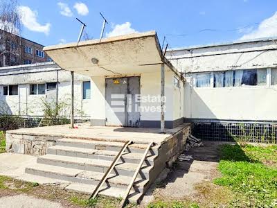 комерційна за адресою Івана Каркача бульв., 75
