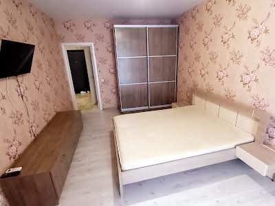 квартира за адресою Драгоманова вул., 2