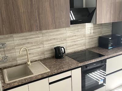 квартира за адресою Петра Радченка вул., 12