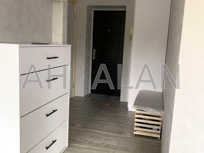 квартира за адресою Радистів вул., 30
