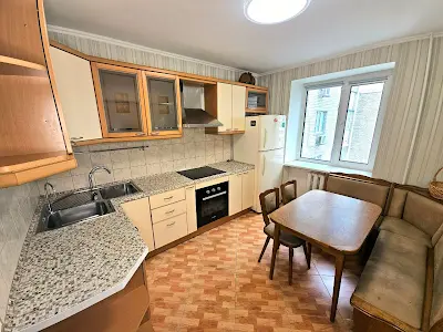 квартира за адресою Андрія Верхогляда вул. (Михайла Драгомирова), 2