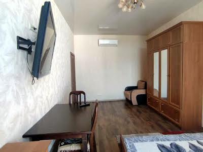 квартира за адресою Отакара Яроша пров., 20