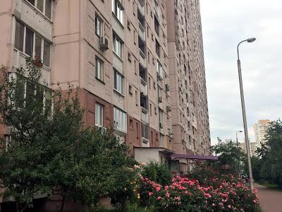 квартира за адресою Олени Пчілки вул., 2-Б