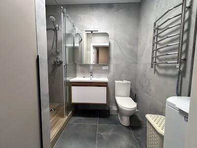 квартира за адресою Олександра Олеся вул., 5-А