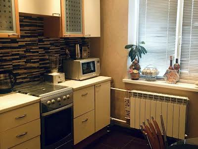 квартира по адресу Героев Днепра ул., 19