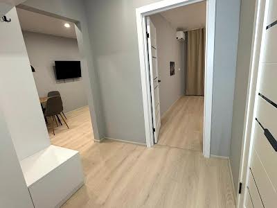 квартира за адресою Михайла Максимовича вул. (Онуфрія Трутенка), 26В