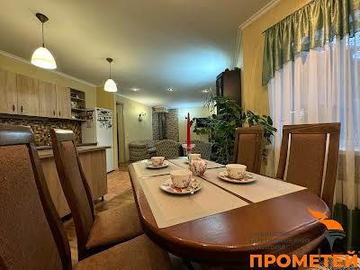 дом по адресу 65-я Садовая ул., 25