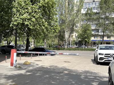 квартира по адресу Леси Украинки бульв., 20/22