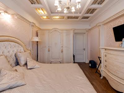 квартира за адресою Дніпровська набережна вул., 14А