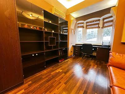квартира за адресою Дарвіна вул., 8
