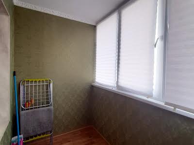 квартира за адресою Милославська вул., 16