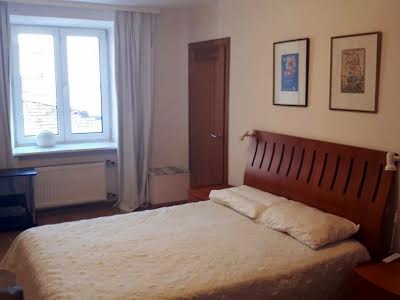 квартира за адресою Костельна вул., 8