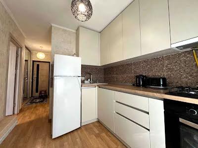 квартира за адресою Симиренка вул., 24-А