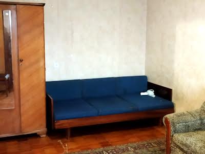 квартира за адресою Київ, Миропільська вул., 21