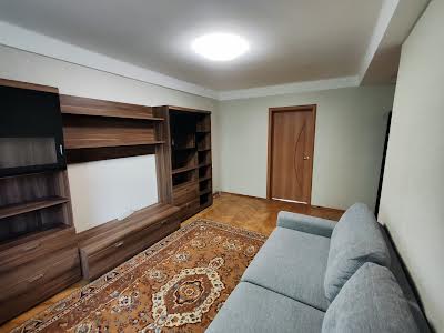 квартира за адресою Верховної Ради бульв., 22-Б
