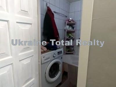 квартира за адресою Срібнокільська вул., 4