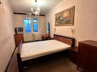квартира за адресою Героїв просп., 17
