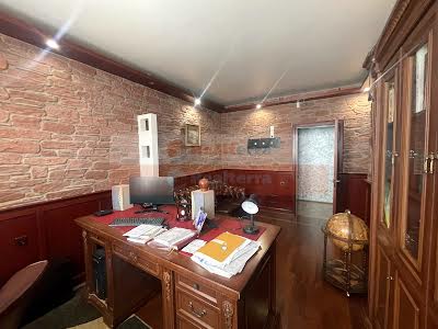квартира по адресу Миколы Бажана просп., 12