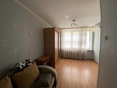 квартира за адресою Рибальська вул., 3