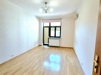 квартира по адресу Паторжинского ул., 14