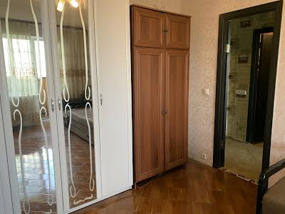 квартира за адресою Райдужна вул., 13-В