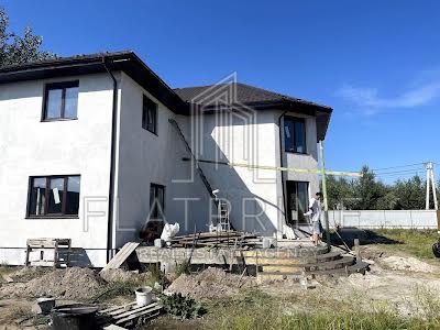 дом по адресу с. Осещина, райдужна