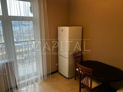 квартира за адресою Антоновича вул. (Горького), 72