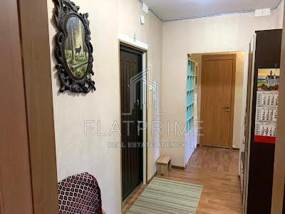 квартира за адресою Михайла Максимовича вул. (Онуфрія Трутенка), 7-В