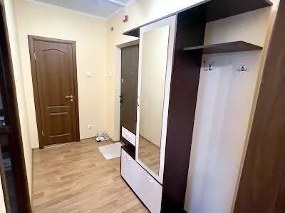 квартира за адресою Київ, Єлизавети Чавдар вул., 28