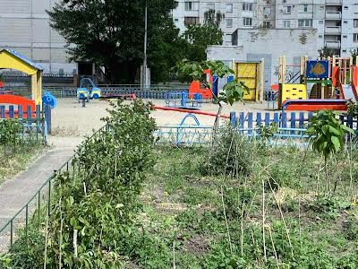 квартира по адресу Киев, Радунская ул., 9-Б