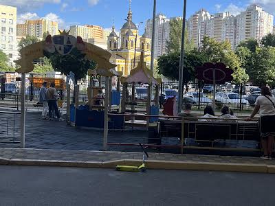 квартира за адресою Юрія Кондратюка вул., 7