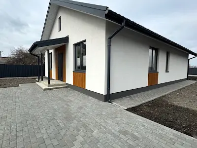 будинок за адресою Польова