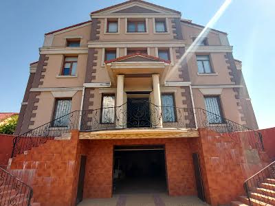 будинок за адресою Митрополита Володимира Сабодана вул. (Кірова), 16