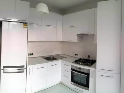 квартира за адресою Практична вул., 3